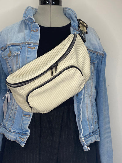 Sac banane avec poche avant